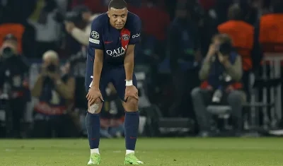La decepción de Kylian Mbappé tras quedar eliminado a manos del Borussia Dortmund. liminación del PSG.