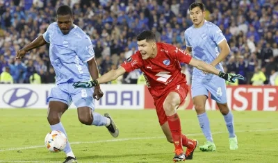 Carlos Lampe, portero del Bolívar, fue uno de los que envió un mensaje a Asprilla.