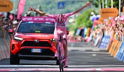 El amo y señor del Giro de Italia, Tadej Pogacar, tras lograr su sexta victoria parcial.