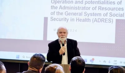 El director de la Adres, Félix León Martínez Martín.