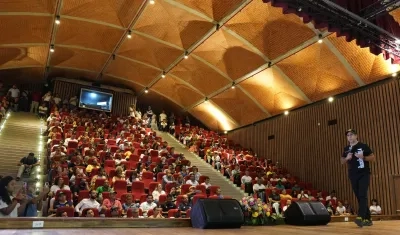 El Alcalde Alex Char.