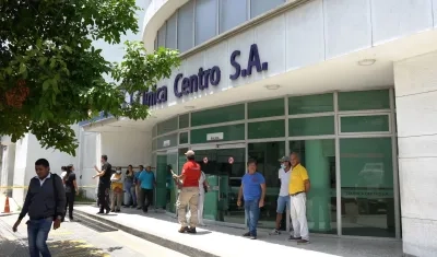 Verano visitó la Clínica Centro.