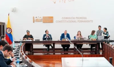 Sesión de la Comisión Primera del Senado.