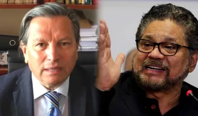 Armando Novoa, jefe negociador del Gobierno, e 'Iván Márquez', líder de la 'Segunda Marquetalia'.