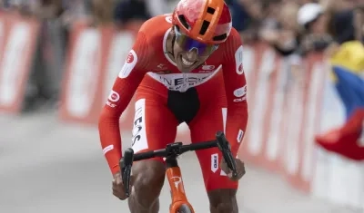 El colombiano Egan Bernal durante una etapa de la Vuelta a Suiza. 