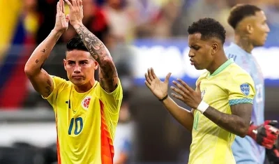 El colombiano James Rodríguez y el brasileño Rodrygo.
