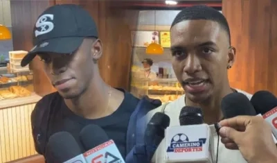 Andrés Colorado y Yani Quintero hablaron con los periodistas a su llegada a Barranquilla.  