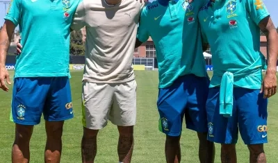 Neymar con Marquinhos, Vinicius y Raphinha. 