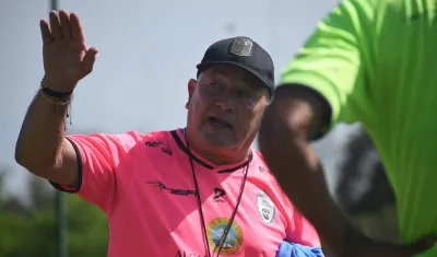 Alberto Suárez, técnico del Real Cartagena, confirmó que el 'Chino' Sandoval está separado del equipo. 