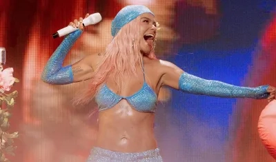 Artista urbana Karol G.