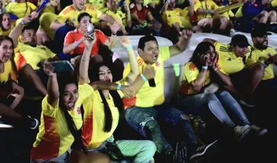 Barranquilleros celebrando 