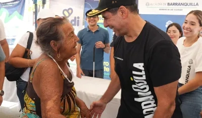 El Alcalde Alex Char en una de las ferias.