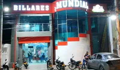 Billares Mundial, en el barrio Cruz de Mayo. 