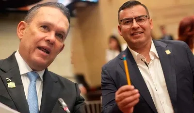 El senador Efraín Cepeda Sarabia y el representante Jaime Salamanca 