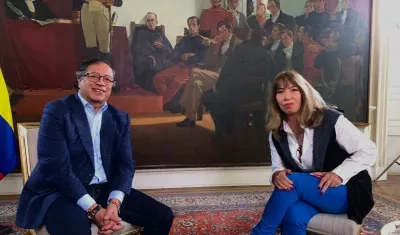 El Presidente Gustavo Petro y María Jimena Duzán.