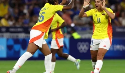 Usme luego de anotar su penal.