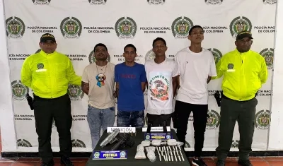 Los cuatros capturados en los allanamientos realizados por la Sijin. 