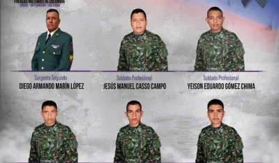 Los soldados muertos tras caer en el campo minado. 