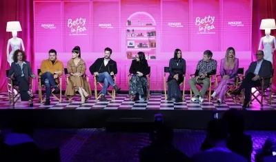 Parte del elenco de la telenovela. 