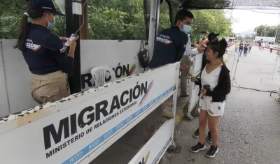 Por elecciones presidenciales, Venezuela cierra la frontera con Colombia 