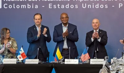 Los Ministros de Relaciones Exteriores de Panamá, Javier Martínez-Acha Vásquez; de Colombia, Luis Gilberto Murillo; y el secretario de seguridad nacional de los Estados Unidos, Alejandro N. Mayorkas.