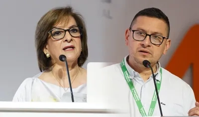 La Procuradora y el director de la CREG