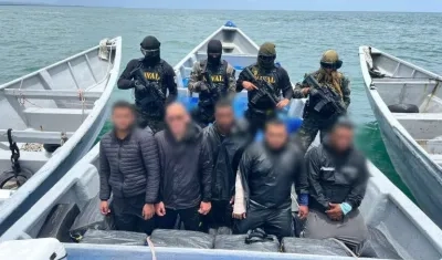 En total fueron 3 colombianos y dos hondureños los capturados. 