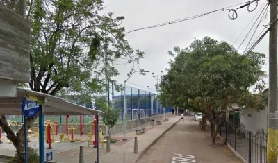 En este sector del parque de Las Moras había sido baleado el joven. 