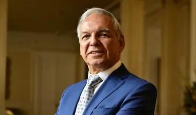 Ricardo Bonilla, Ministro de Hacienda. 