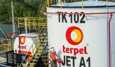 El combustible JET 1 es el usado para aviación.