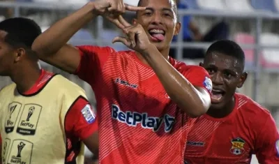 Jordan Barrera festeja tras marcar el segundo gol del Barranquilla FC.
