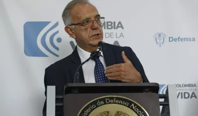 Iván Velásquez, Ministro de Defensa.