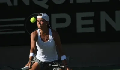 La colombiana Emiliana Arango durante su partido contra la croata Antonia Ruzic.