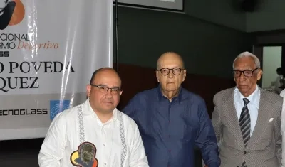 Los ganadores de 2023: José Orlando Ascensio, Jorge Humberto Klee, Guillermo Rodríguez y Ricardo Ordóñez.