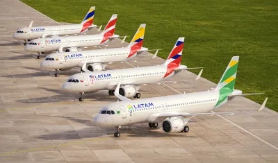 Aeronaves de Latam Airlines Colombia.