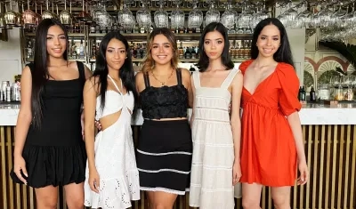 Modelos de la nueva colección durante el lanzamiento. 