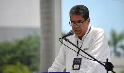 Carlos Hernán Rodríguez, Contralor General.