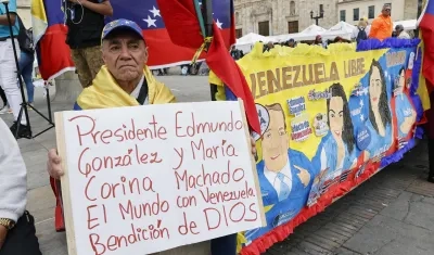 Los venezolanos que marcharon este sábado en Bogotá. 
