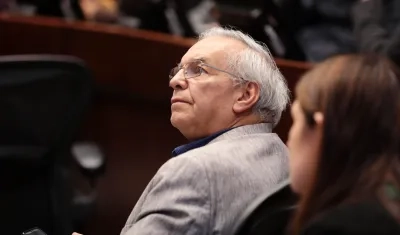 El ministro de Hacienda, Ricardo Bonilla, en el Senado.