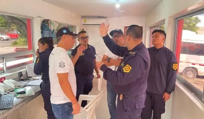 Puesto de Mando Unificado.