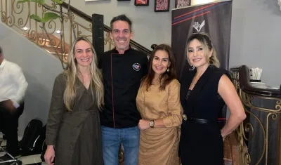 María Isabel Ruiz, Nicolás Díaz, Dina Valencia y Francisca Vetencourt.