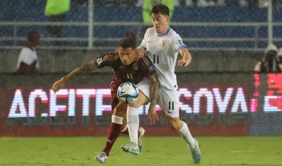 Acción del partido entre Venezuela y Uruguay. 