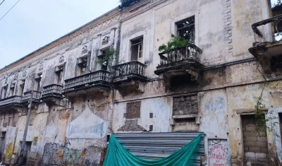 Viejo edificio de la calle 36 entre carreras 44 y 45.