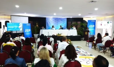 Instalación en la JEP de audiencia de familiares víctimas de víctimas de 'falsos positivos'.