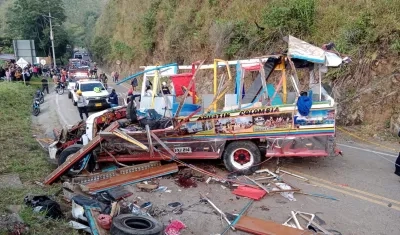 Cuatro menores de edad están entre las víctimas mortales, tres mujeres y un hombre no identificados.