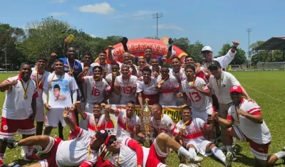 La selección Atlántico sub-23 tras vencer en la final a Sucre.