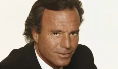 Julio Iglesias.