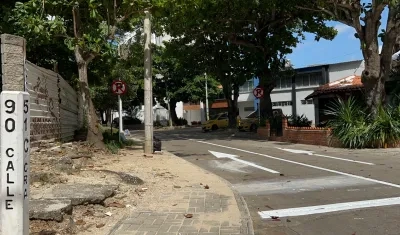 Carrera 51C con calle 90.