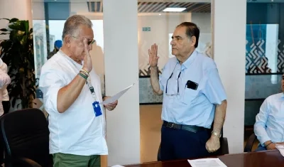 El Superintendente Dagoberto Quiroga y el agente interventor Carlos Diago.