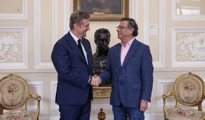 Encuentro del presidente Gustavo Petro con el CEO del Grupo ENEL, Flavio Cattaneo.